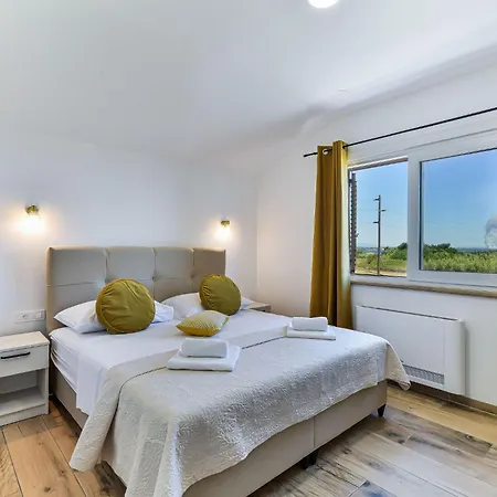 Lejlighed Neue Mit Schwimmbad- Sauna By Interhome Privlaka (Zadar)