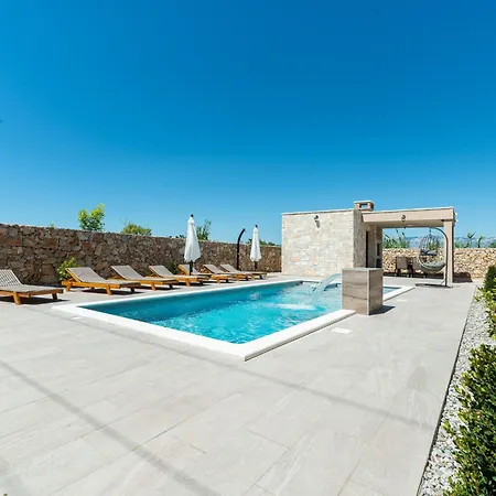Lejlighed Neue Mit Schwimmbad- Sauna By Interhome *
