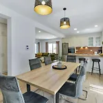 Neue Mit Schwimmbad- Sauna By Interhome Apartment Privlaka (Zadar)