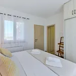 Neue Mit Schwimmbad- Sauna By Interhome * Privlaka (Zadar)