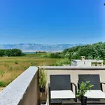 Neue Mit Schwimmbad- Sauna By Interhome * Privlaka (Zadar)