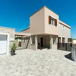Neue Mit Schwimmbad- Sauna By Interhome * Privlaka (Zadar)